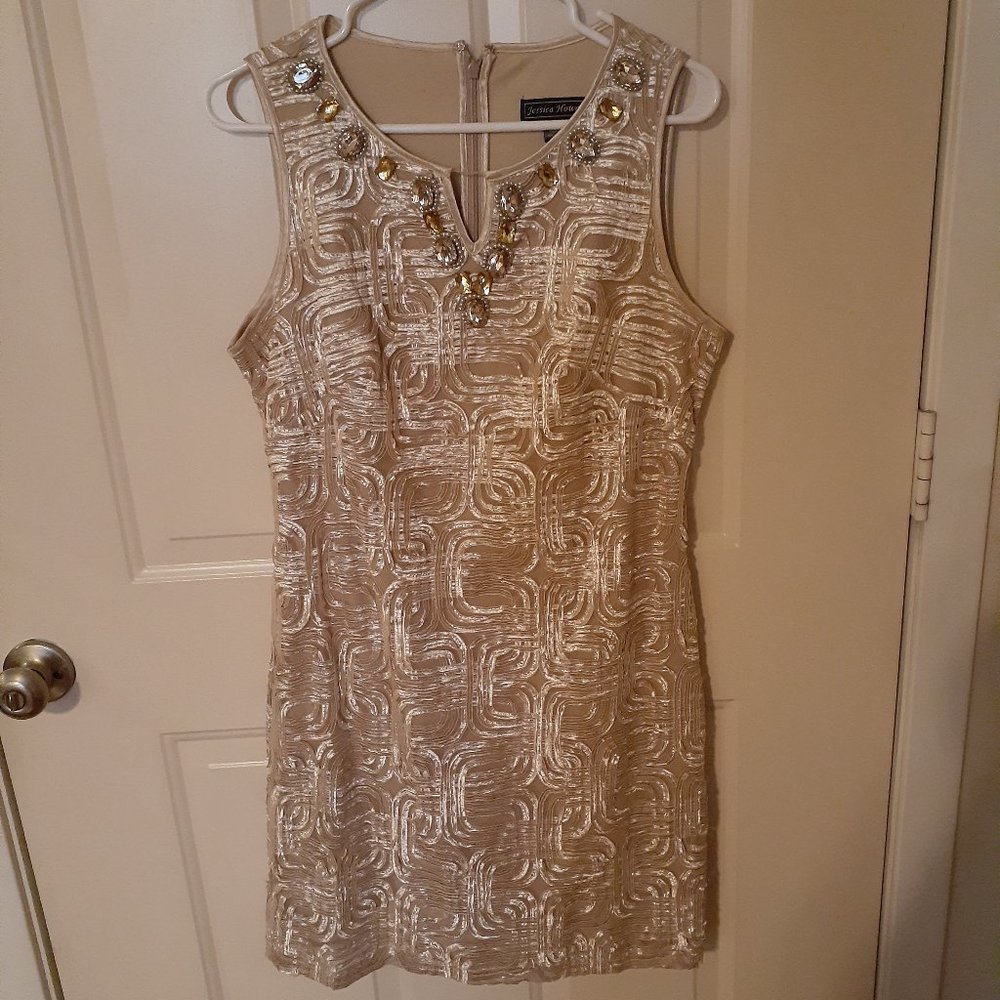 **SOLD**Jessica Howard Size 8. Cream color with jewels